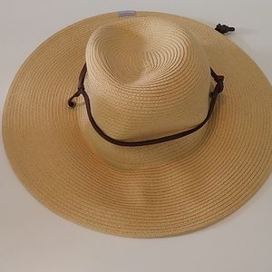 Columbia Bone head hat